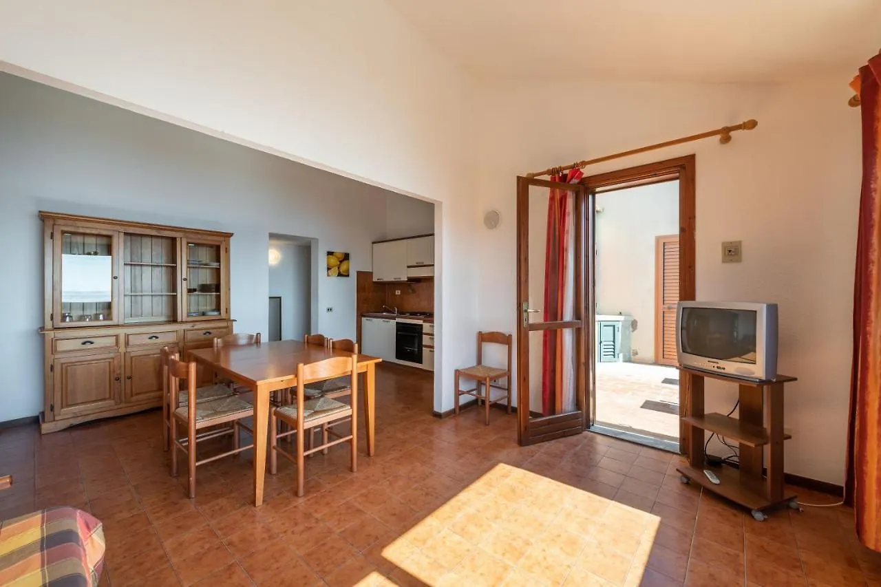 Accu Is Prezzus Tipo D1 Fronte Mare Daire Villasimius